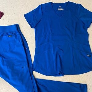 Size small Adar blue scrub set